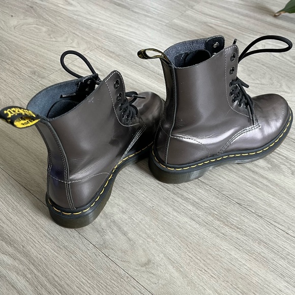 Dr Martens Women 8-Eye Pascal The Original Airware High Top Pewter Boots - Picture 6 of 10